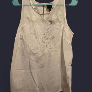 Worthington White Floral Tank Top